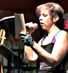 lancement livre et gant copy